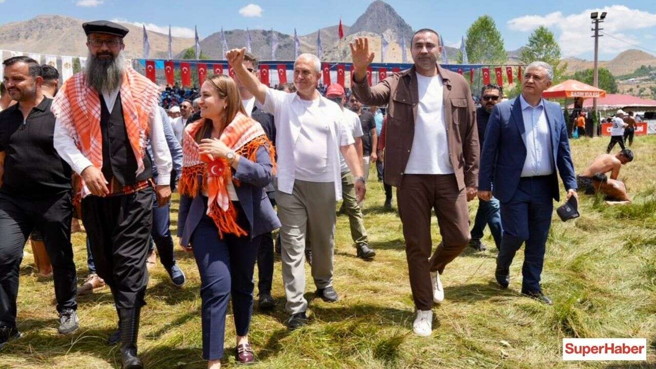 muhittin-bocek-busra-ozdemir-antalya-yagli-gures