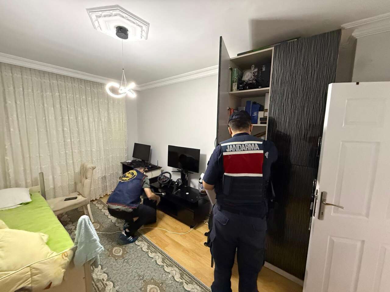 mit-jandarma-siber-operasyon-aydo-yazilim-veri-sizintisi