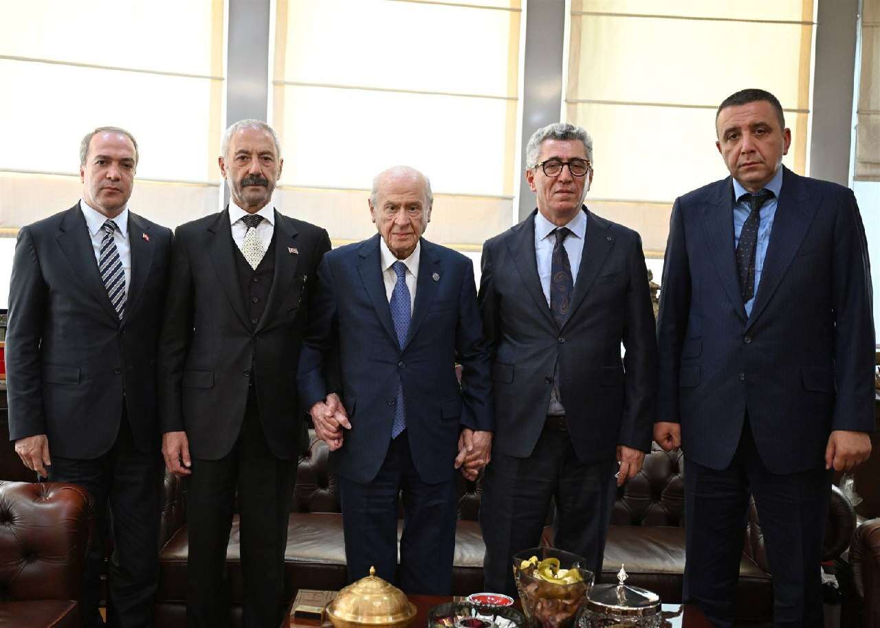 devlet-bahceli-sahinler-sarallar