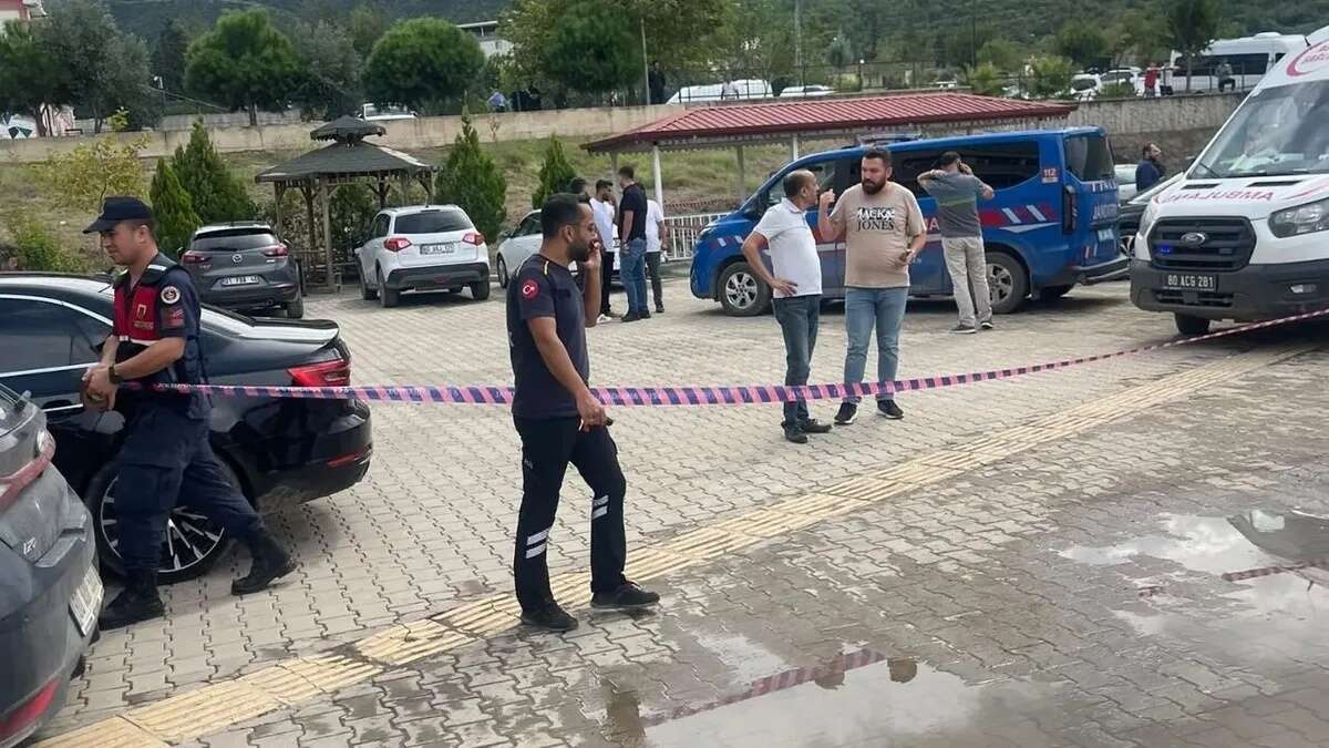 osmaniyede-okul-bahcesindeki-kan-donduran-saldirinin-altindan-aile-husumeti-cikti-gozu-donmus-yegen-ogretmen-amcasini-vurdu