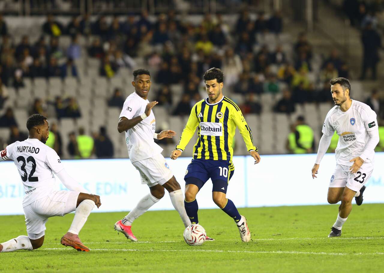 aa-20261003-42644479-42644474-turan-tovuz-fk-fenerbahce