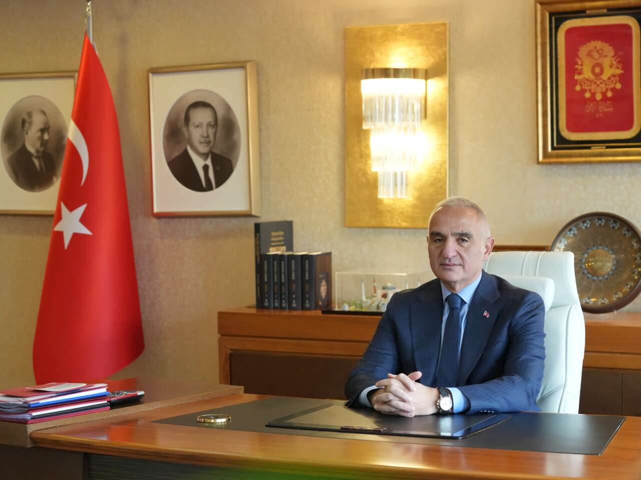 kultur-ve-turizm-bakani-mehmet-nuri-ersoy