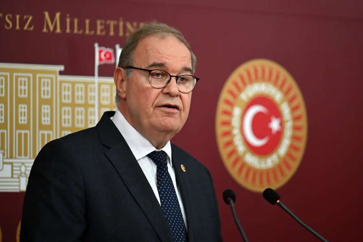 berat-albayrak-hakkinda-faik-oztrak-umit-ozlale-fon-iddialari