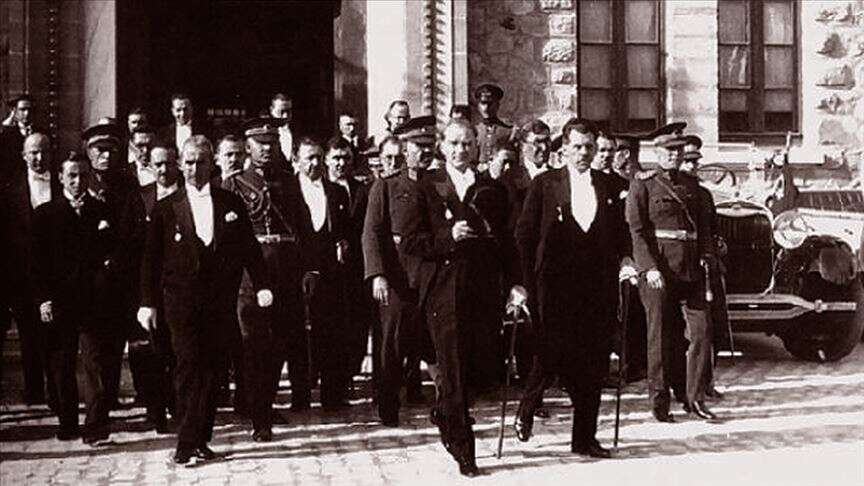 turkiye-cumhuriyetinin-103-yillik-sanli-gururu-istiklalden-cumhuriyete-1793246704320